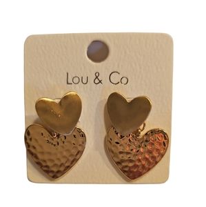 LOU & CO NWT Double Heart Gold Drop Earrings